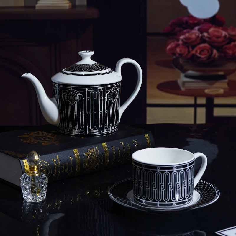 Eenvoudig theeservies in Europ - Coffee Tea Set Up recensie en prijs